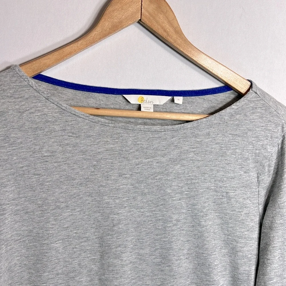 Boden Boatneck Gray Sweater with Rainbow Cuffs size M - Picture 3 of 6